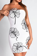 Decals Elegant Strapless Bandage Dress