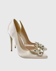Zareen Butterfly Side Cut Pumps In Champagne