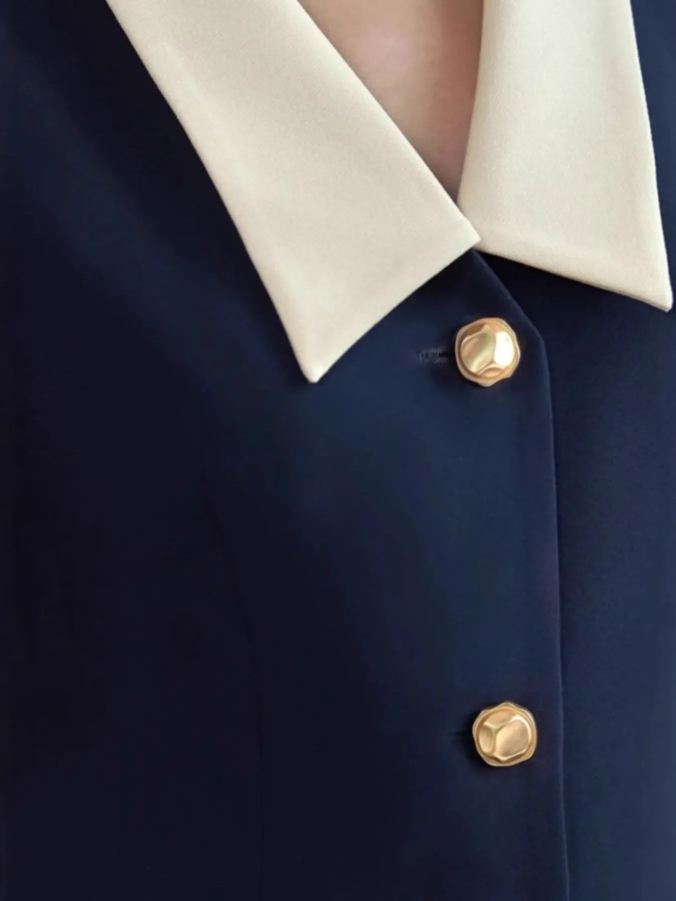 Contrast Collar Button-Front Sleeveless Mini Dress