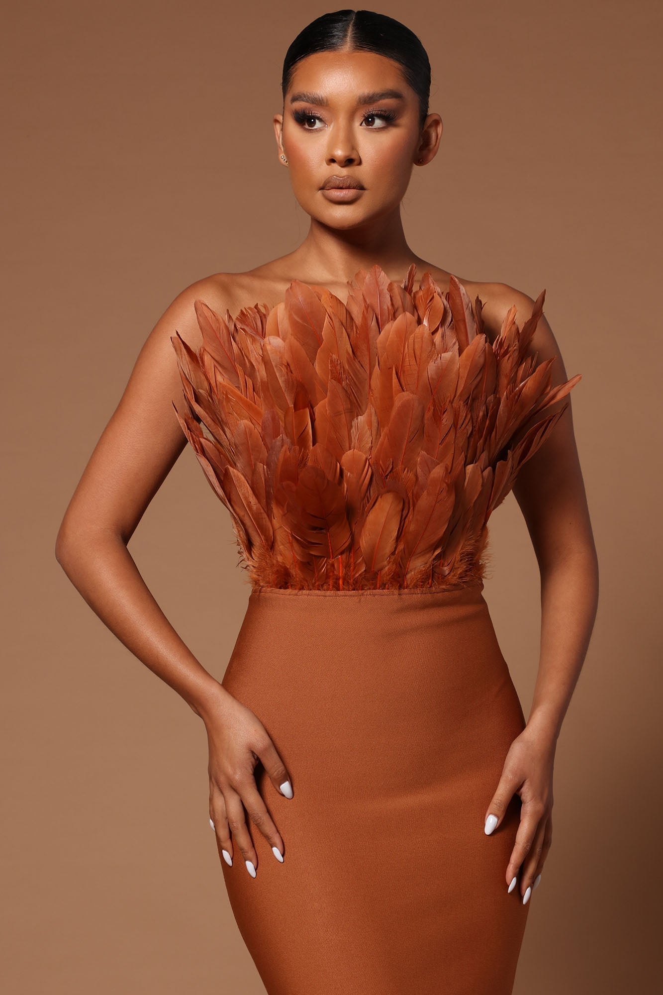 Alyia Elegant Feather Bandage Midi Dress