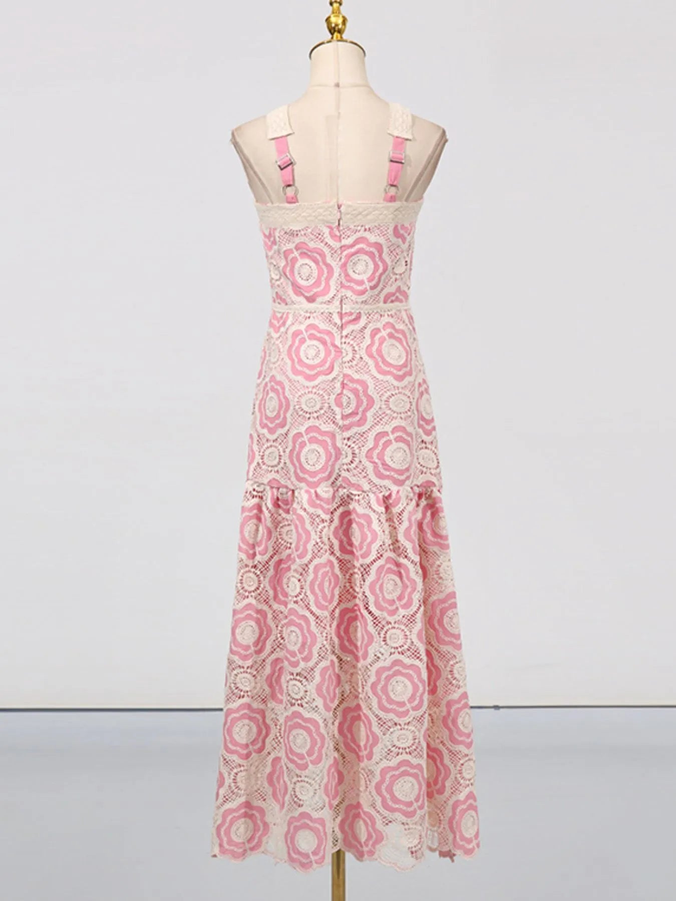 Lace Sleeveless Tiered Midi Dress