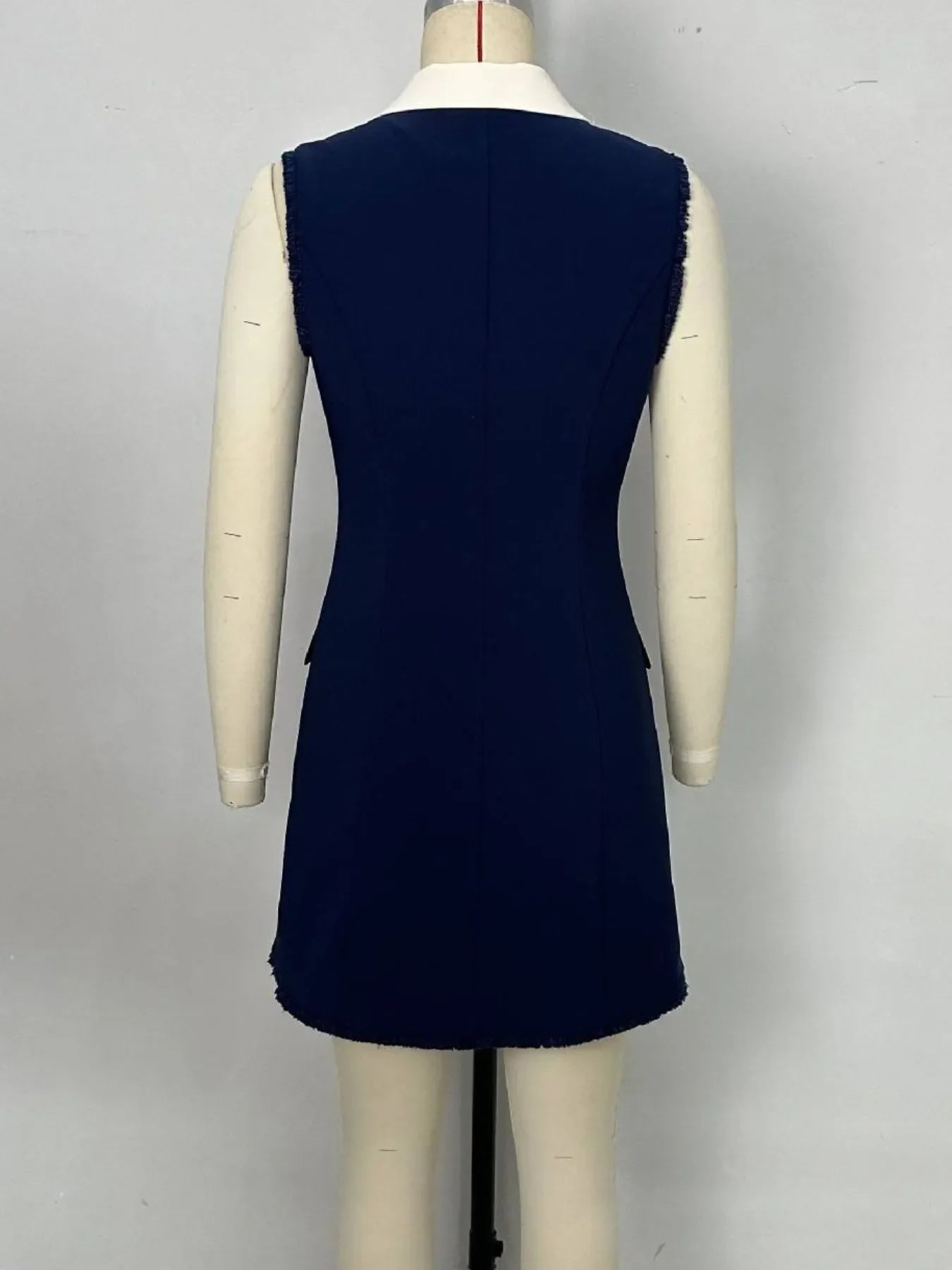 Contrast Collar Button-Front Sleeveless Mini Dress