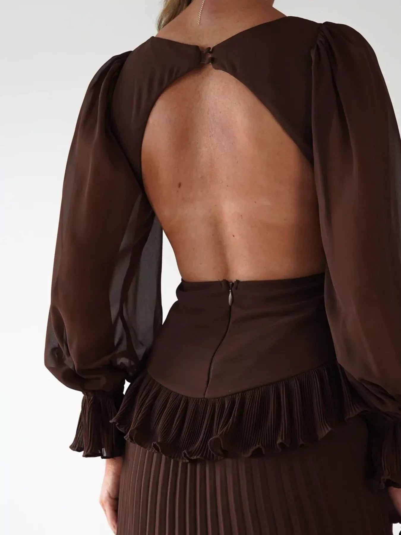 Backless Pleated Long Sleeve Maxi Dress