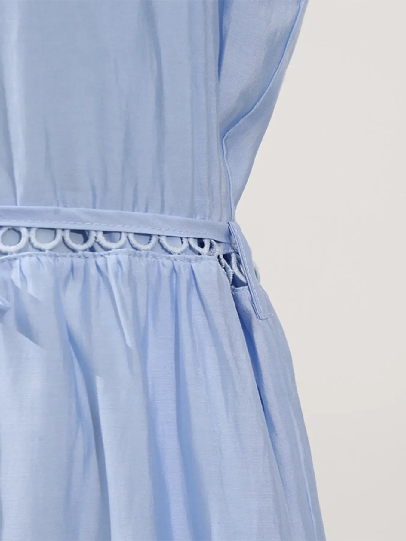 Hollow Out Sleeveless Midi Dress