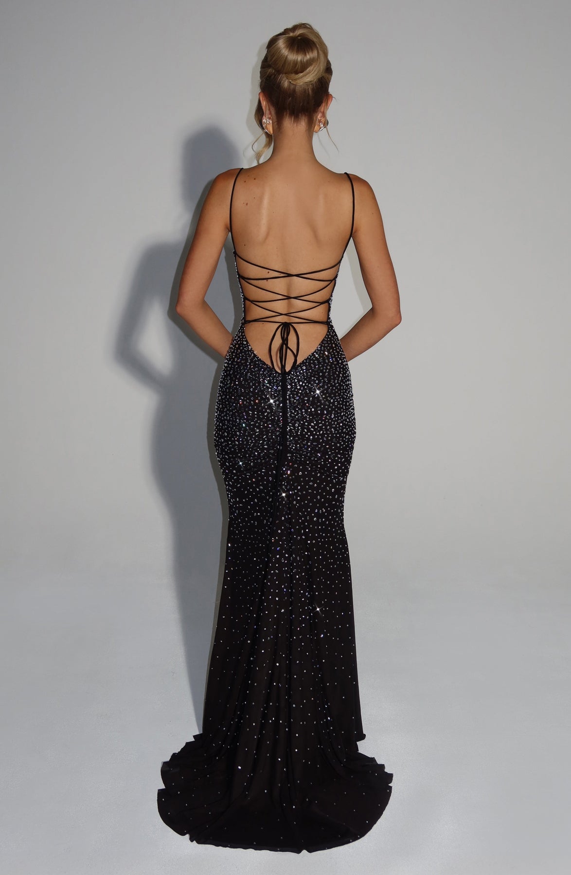 ALEKA ELEGANT BACKLESS RHINESTONE MAXI DRESS