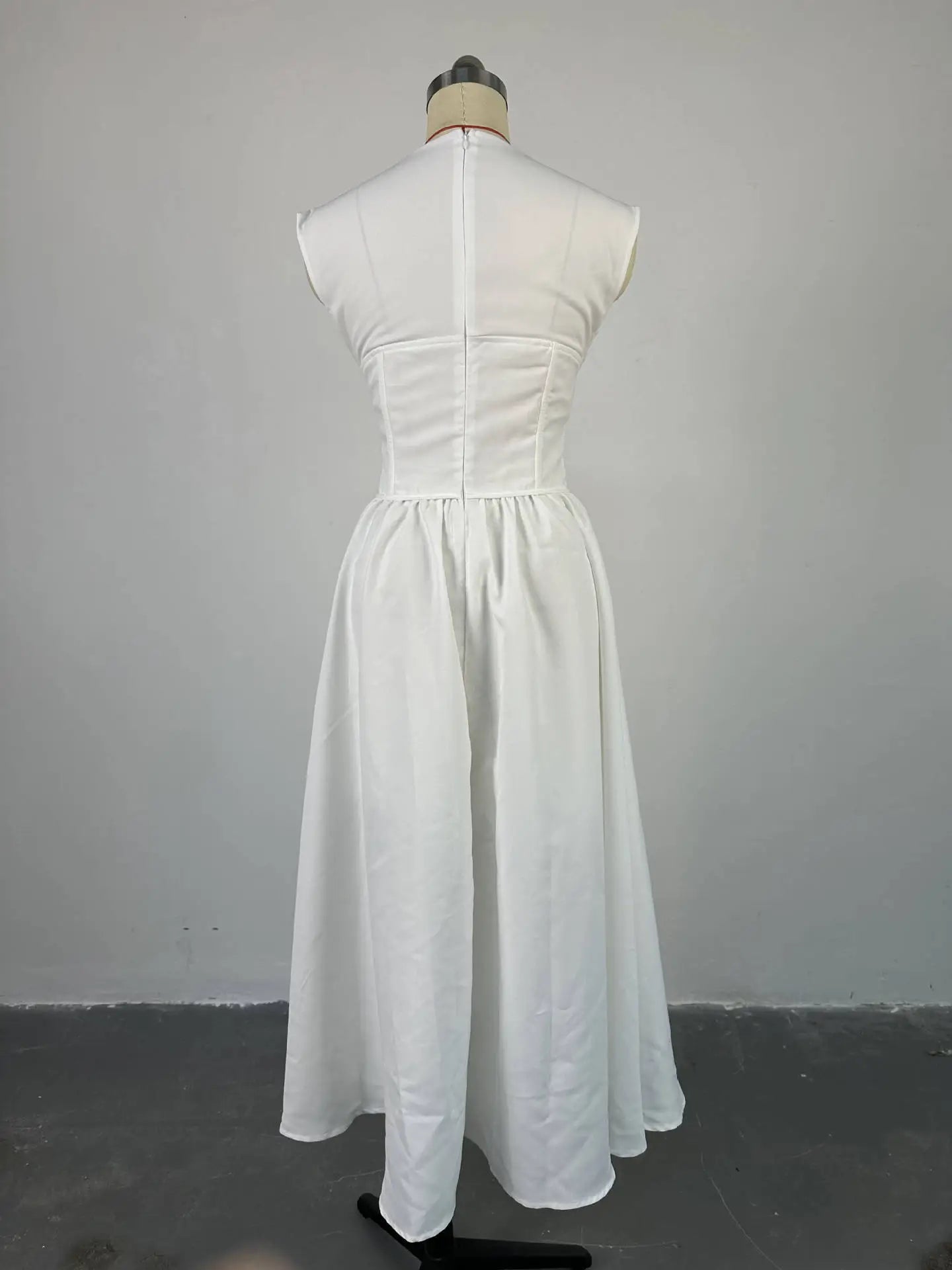 Halter Neck Cinched High Waist Fishbone A-line Skirt