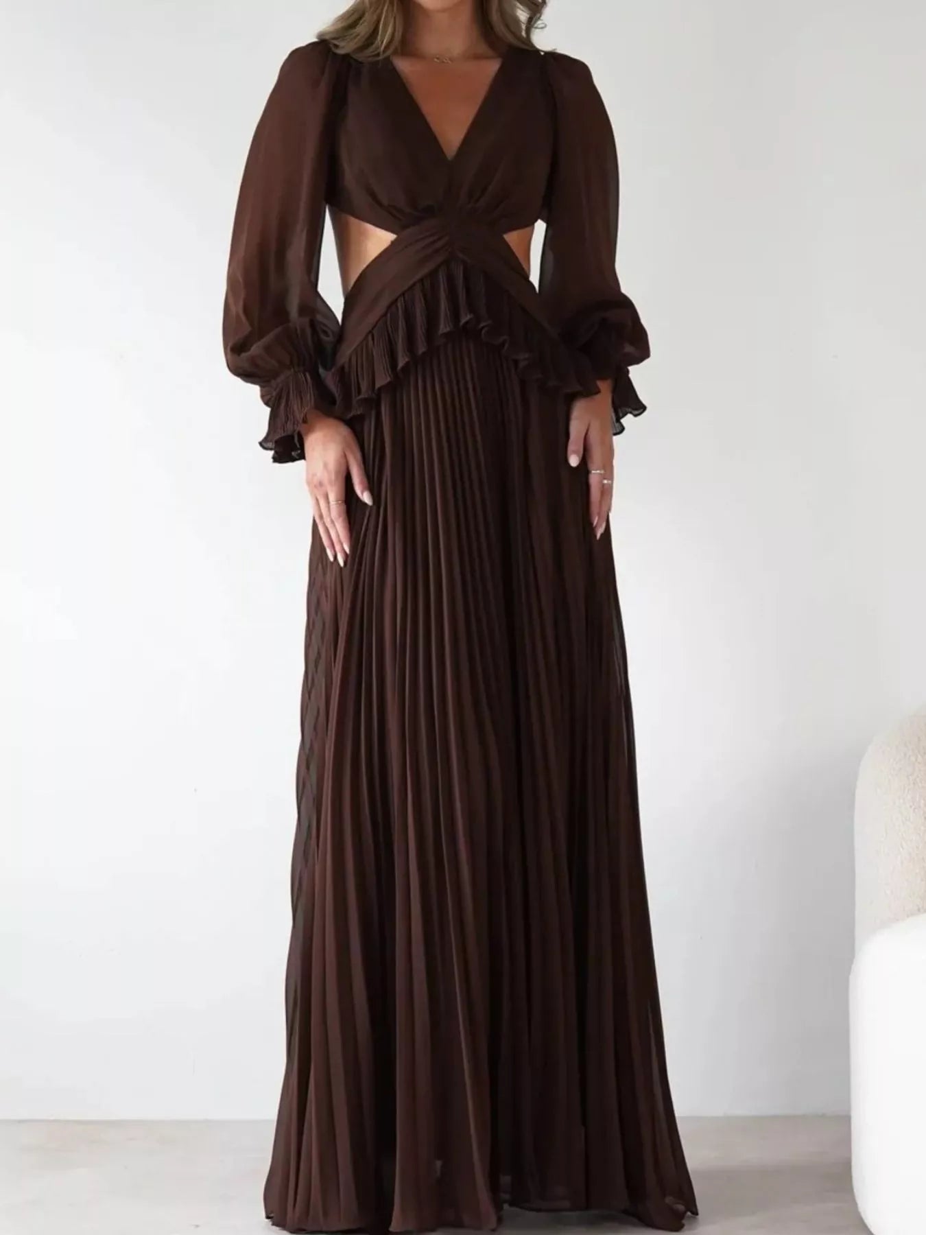 Backless Pleated Long Sleeve Maxi Dress