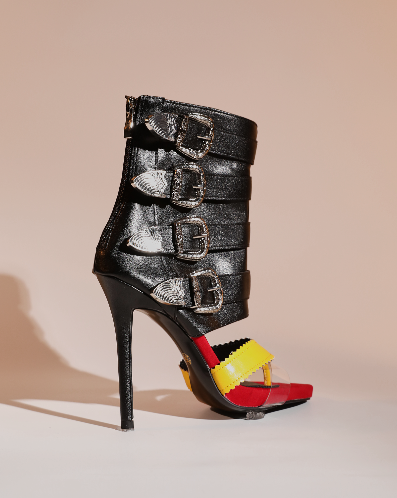 Baba Buckle Deconstruct Thong Sandals In Black