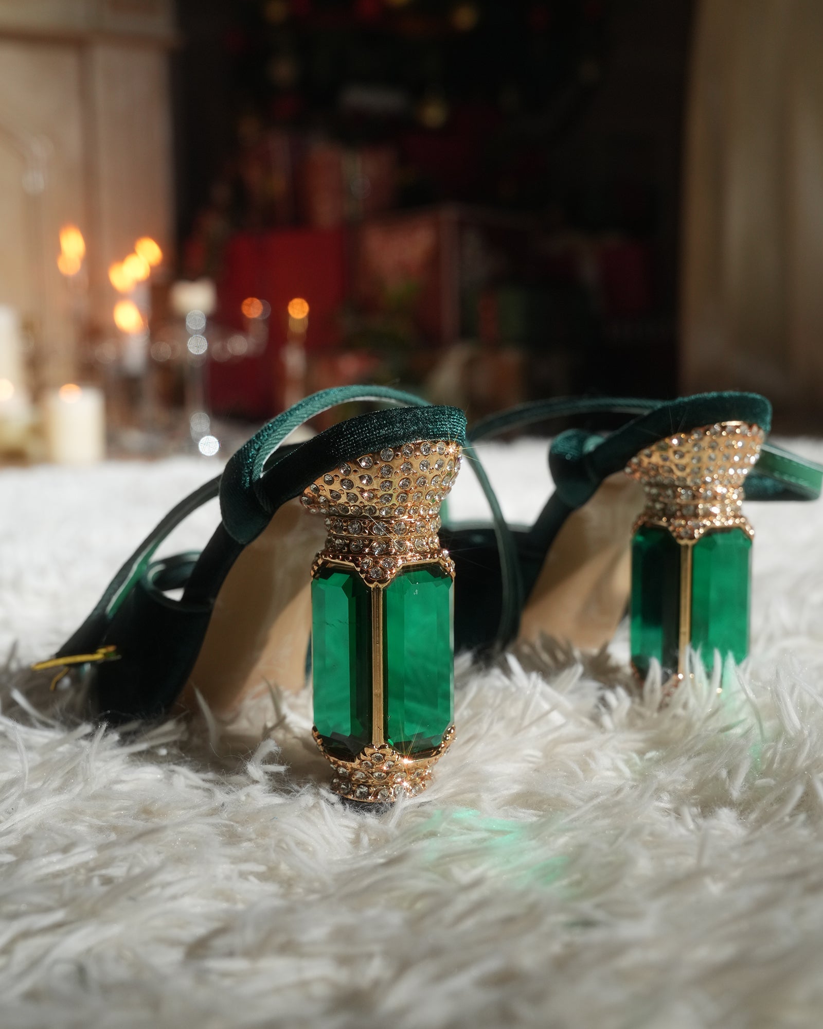 Blythe Velvet Vintage Sandals In Green