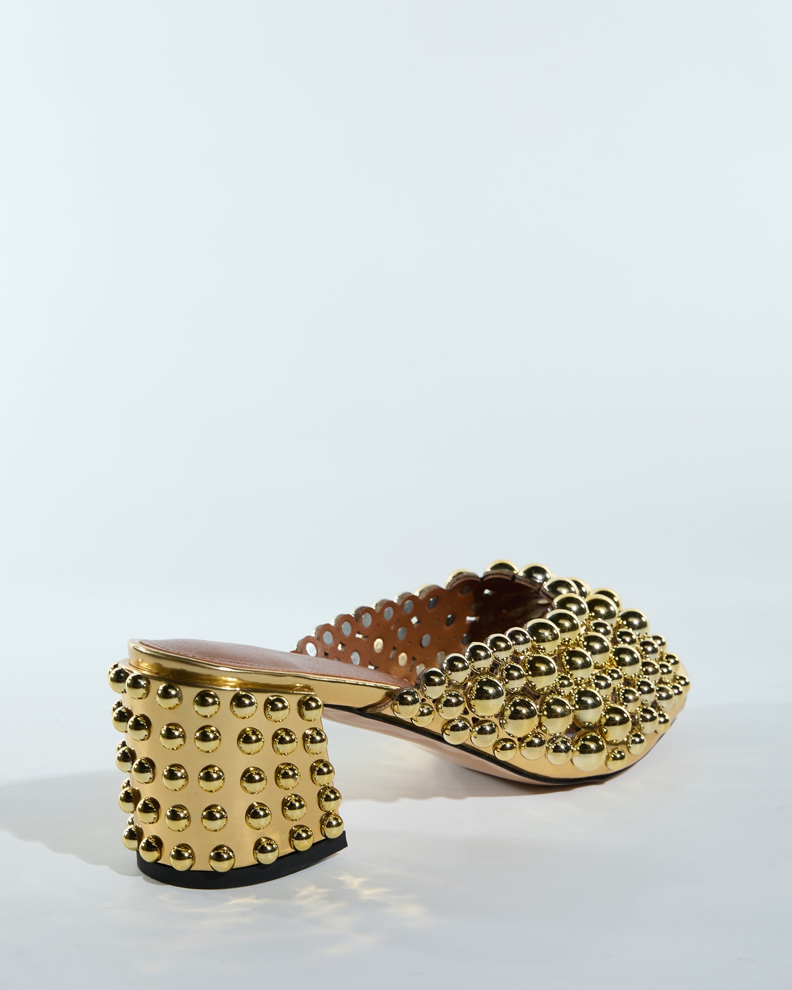 Cameo Beads Slippers