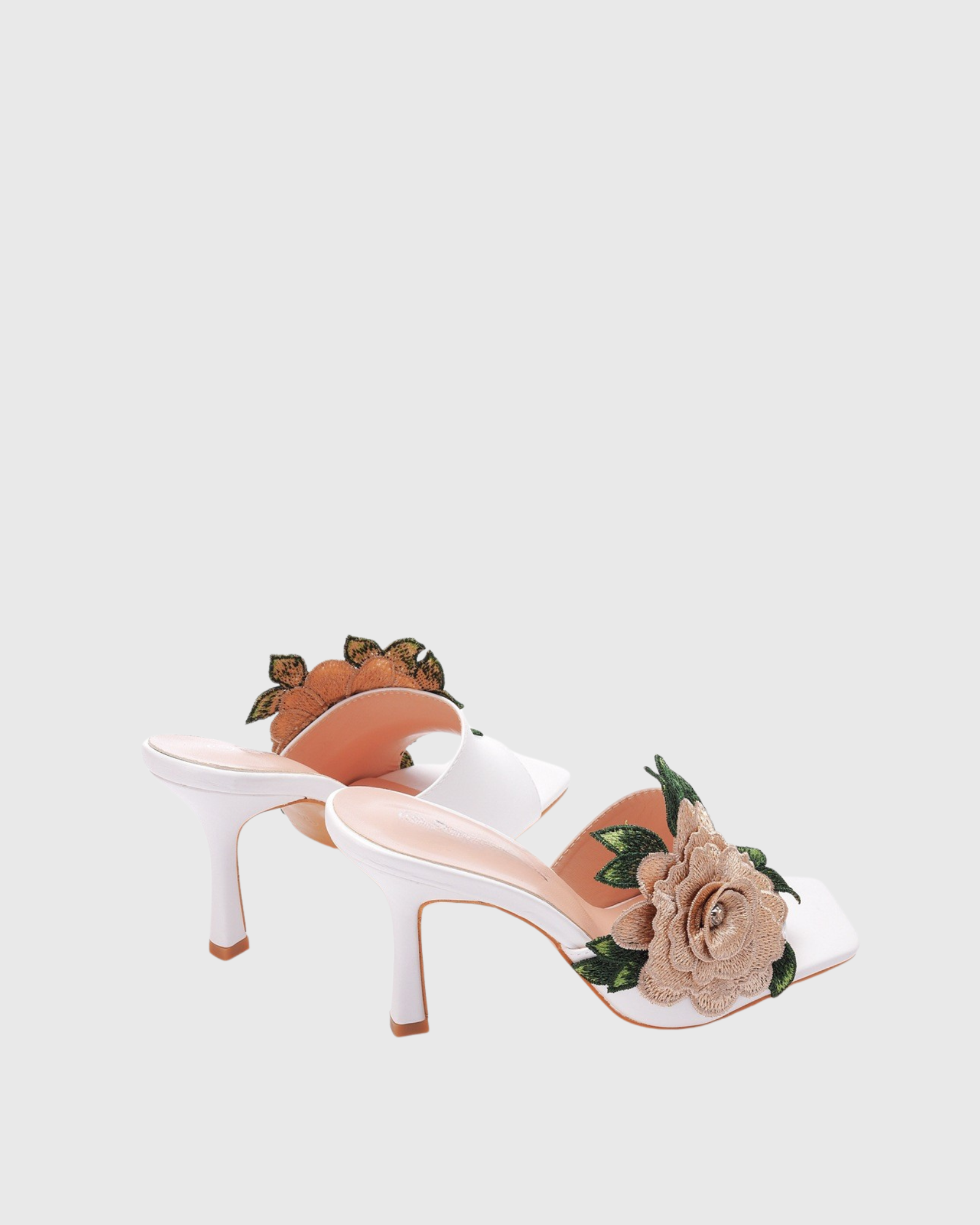 Clio Embroidery Flower Slippers In White
