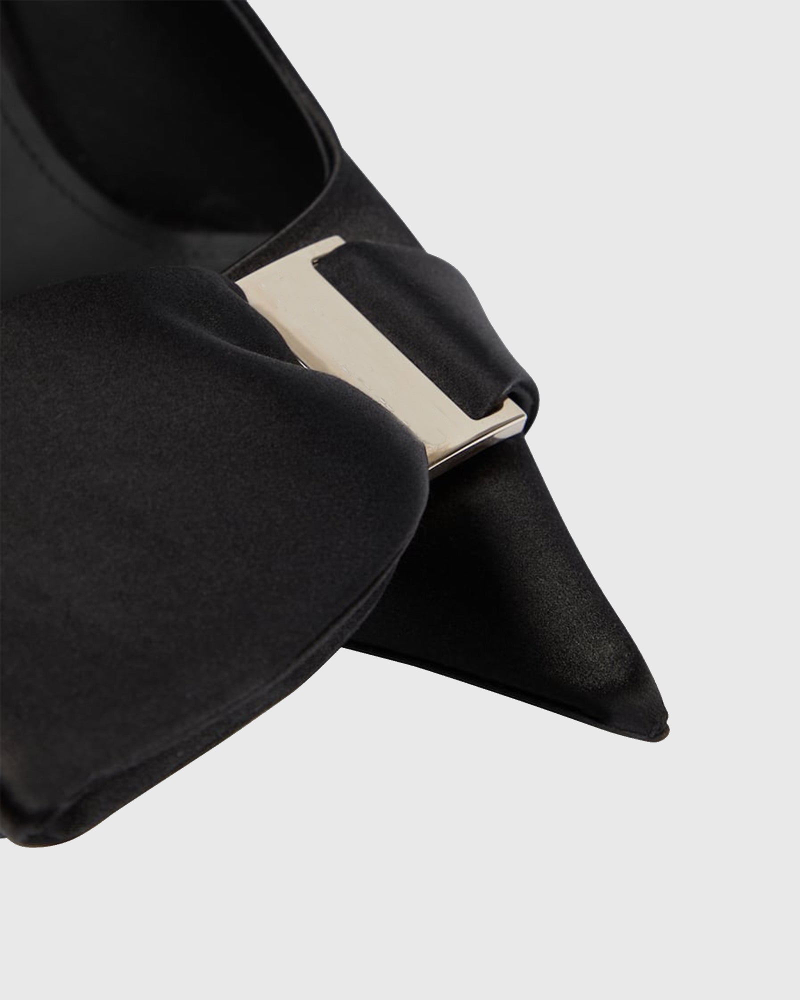 Concetta Bow Alien Heels In Black