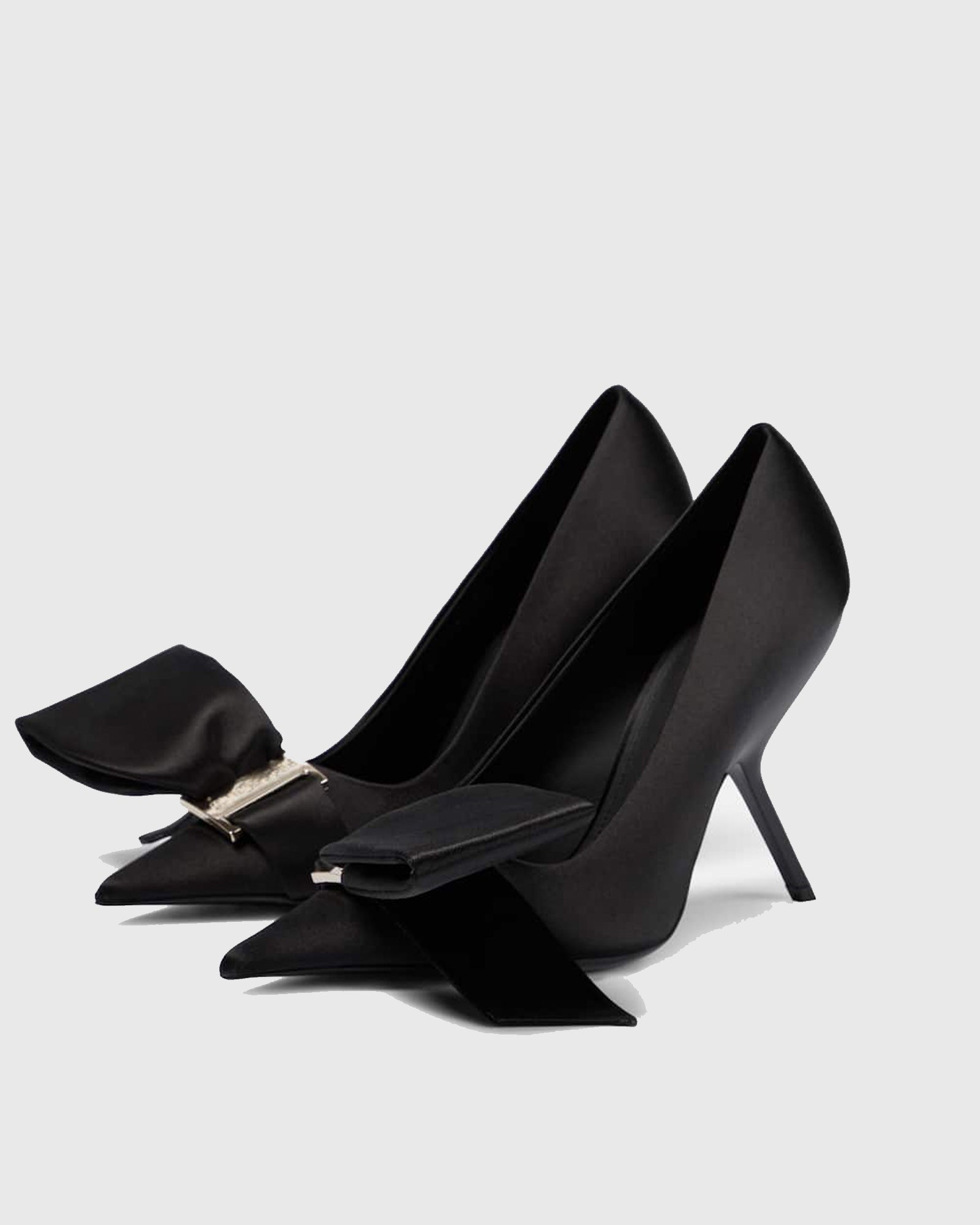 Concetta Bow Alien Heels In Black
