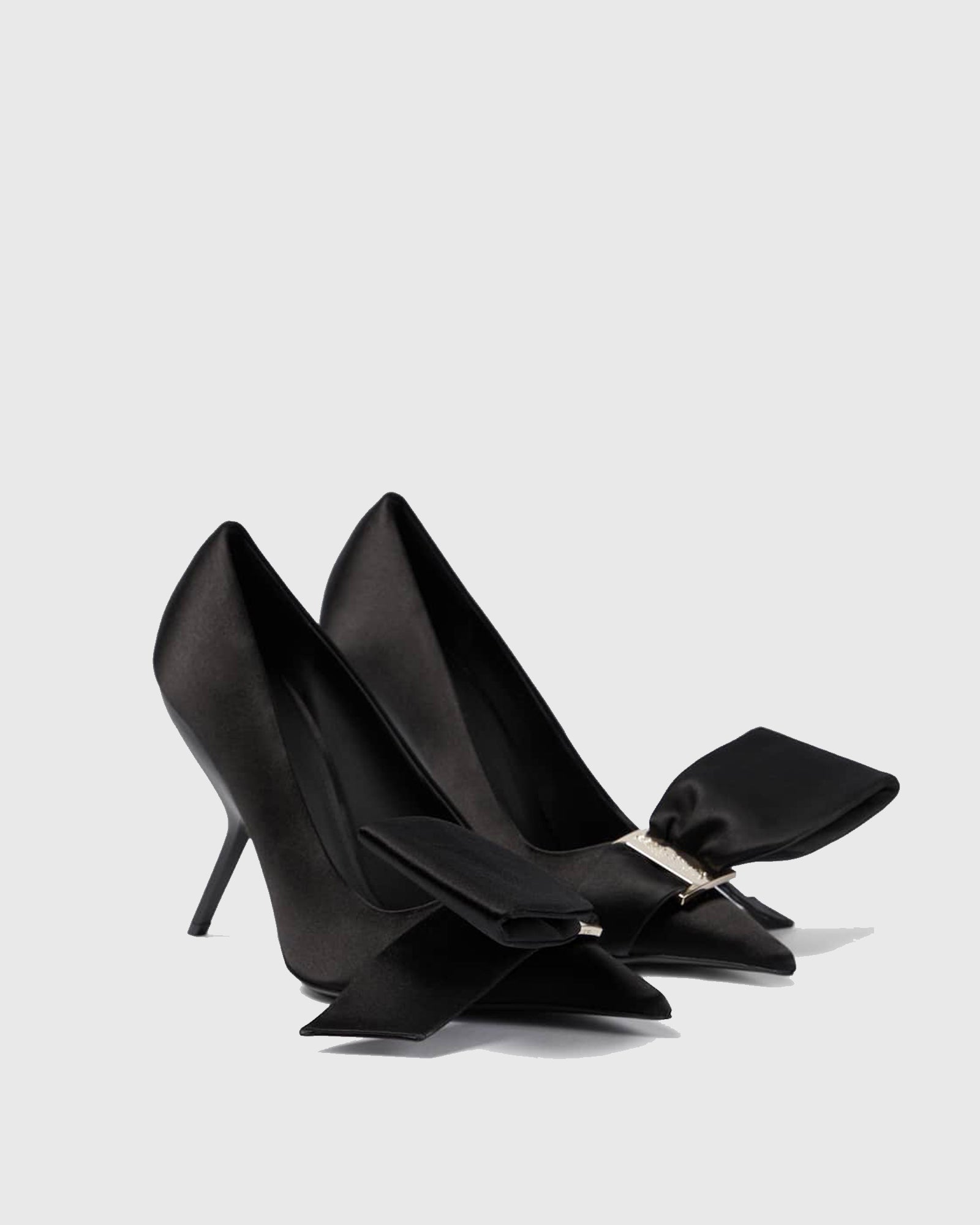 Concetta Bow Alien Heels In Black