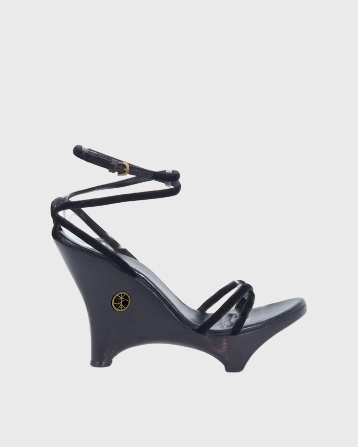 Daryl Sculptural Wedge Heels In Black