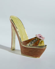 Earl Vintage Creative Slippers Ornament In Brown