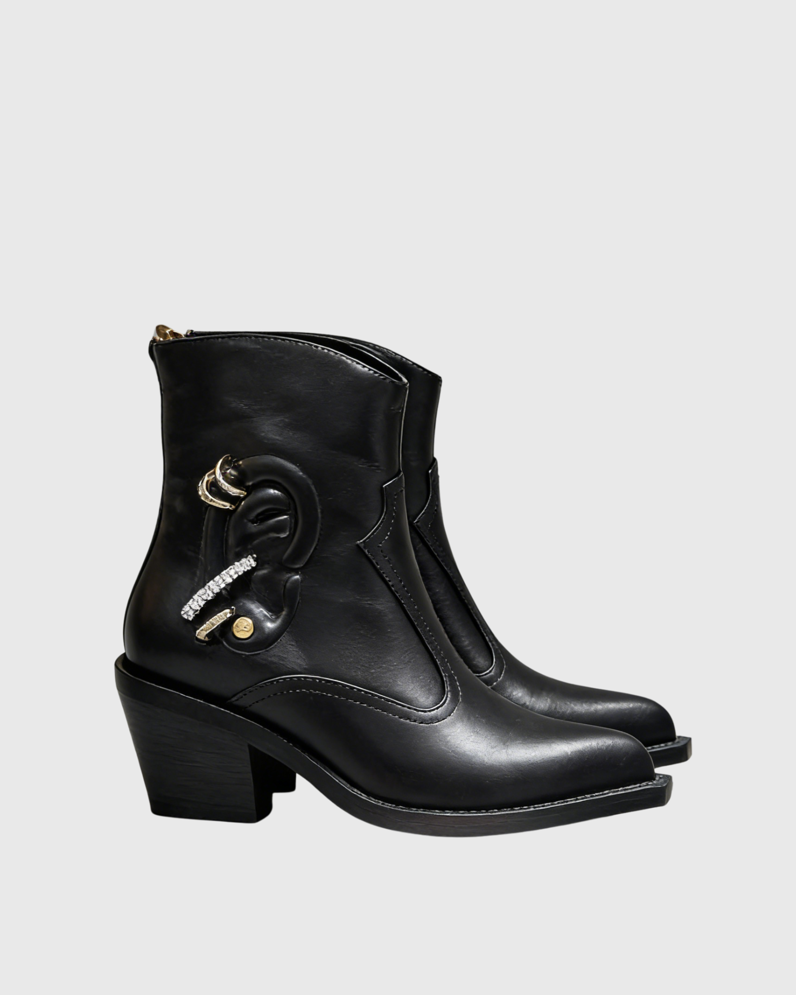 Eira Earring Western Ankle Boots In Black