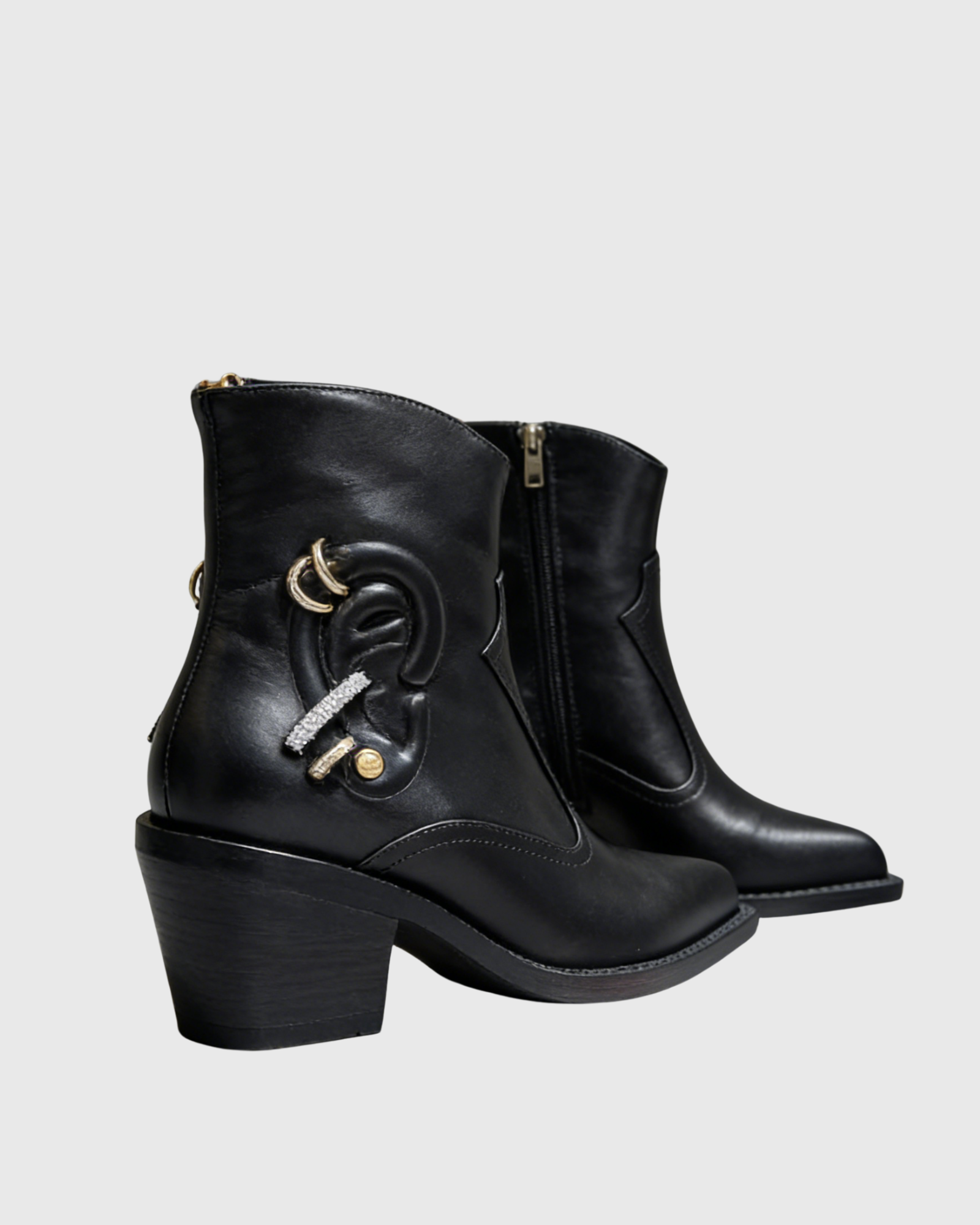 Eira Earring Western Ankle Boots In Black
