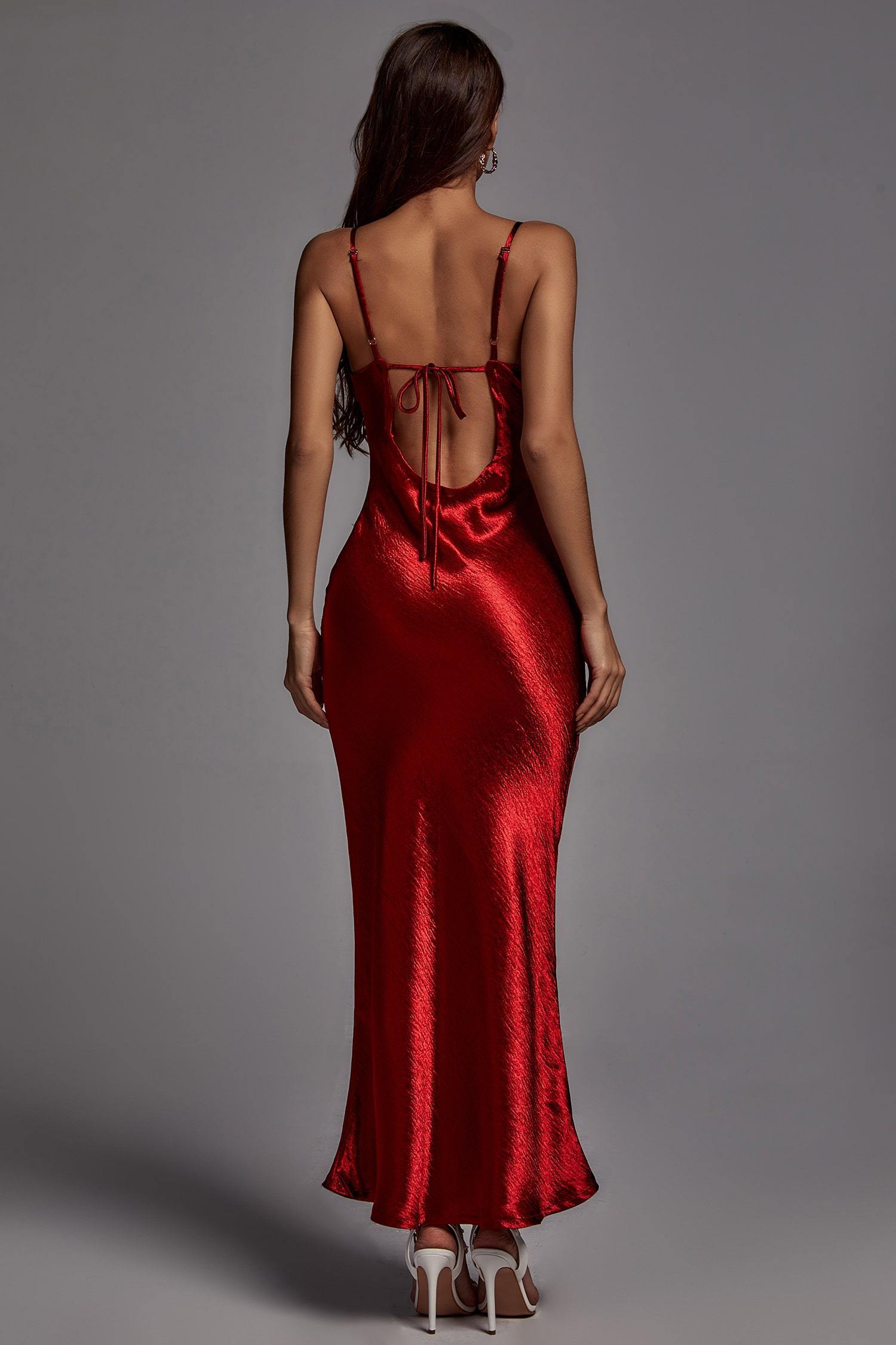 Chic Elegant Satin Diva Dress
