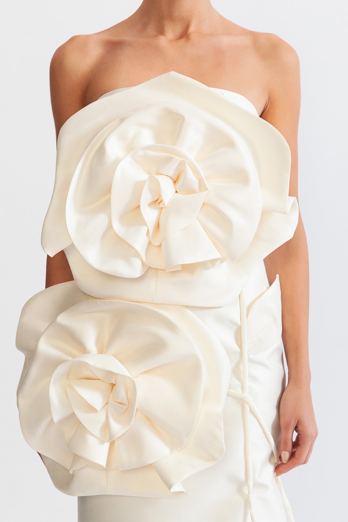 Lemiya Elegant Strapless Flower Midi Dress