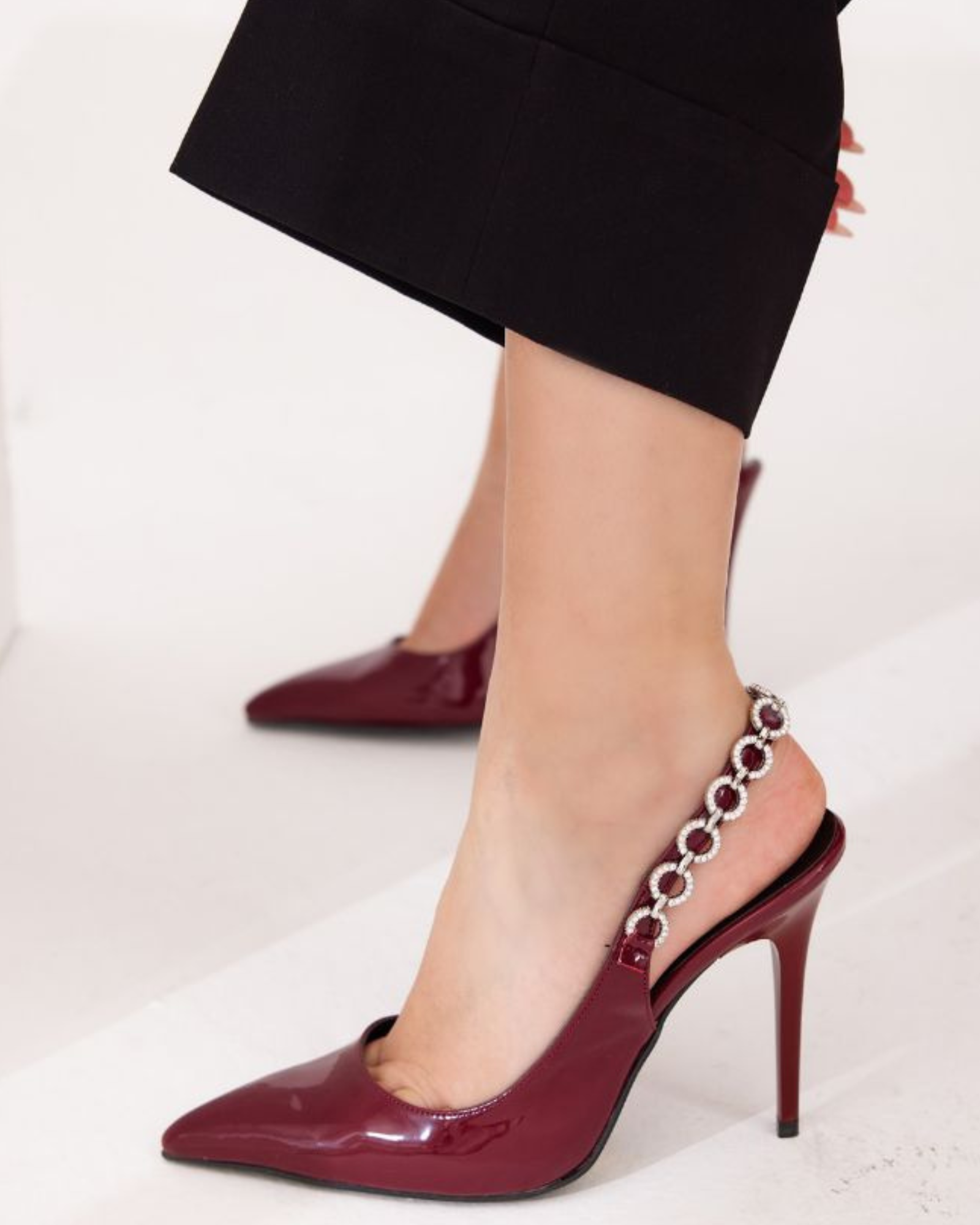 Irene Diamente Ring Slingback Pumps In Wine