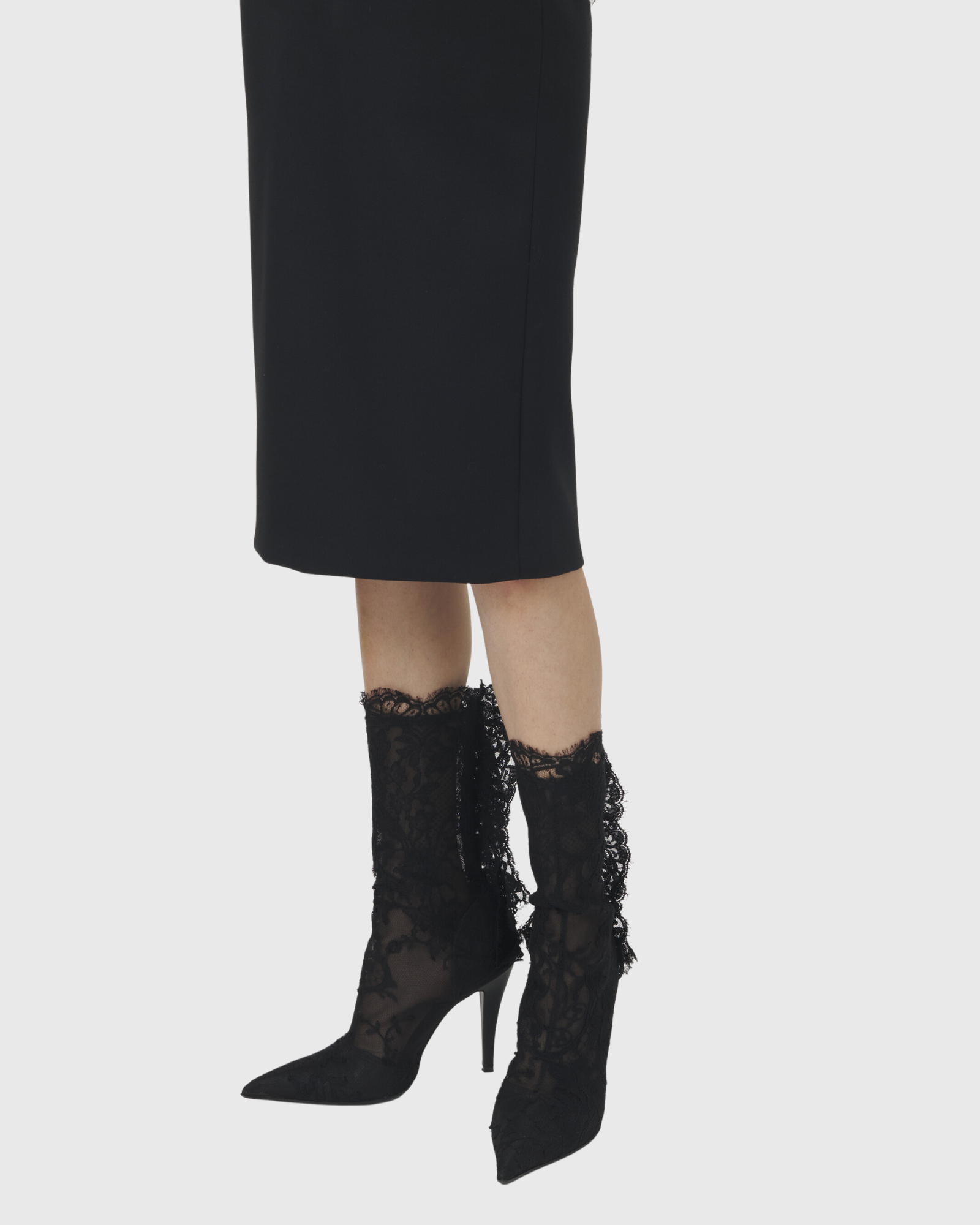 James Lace Ankle Boots In Black
