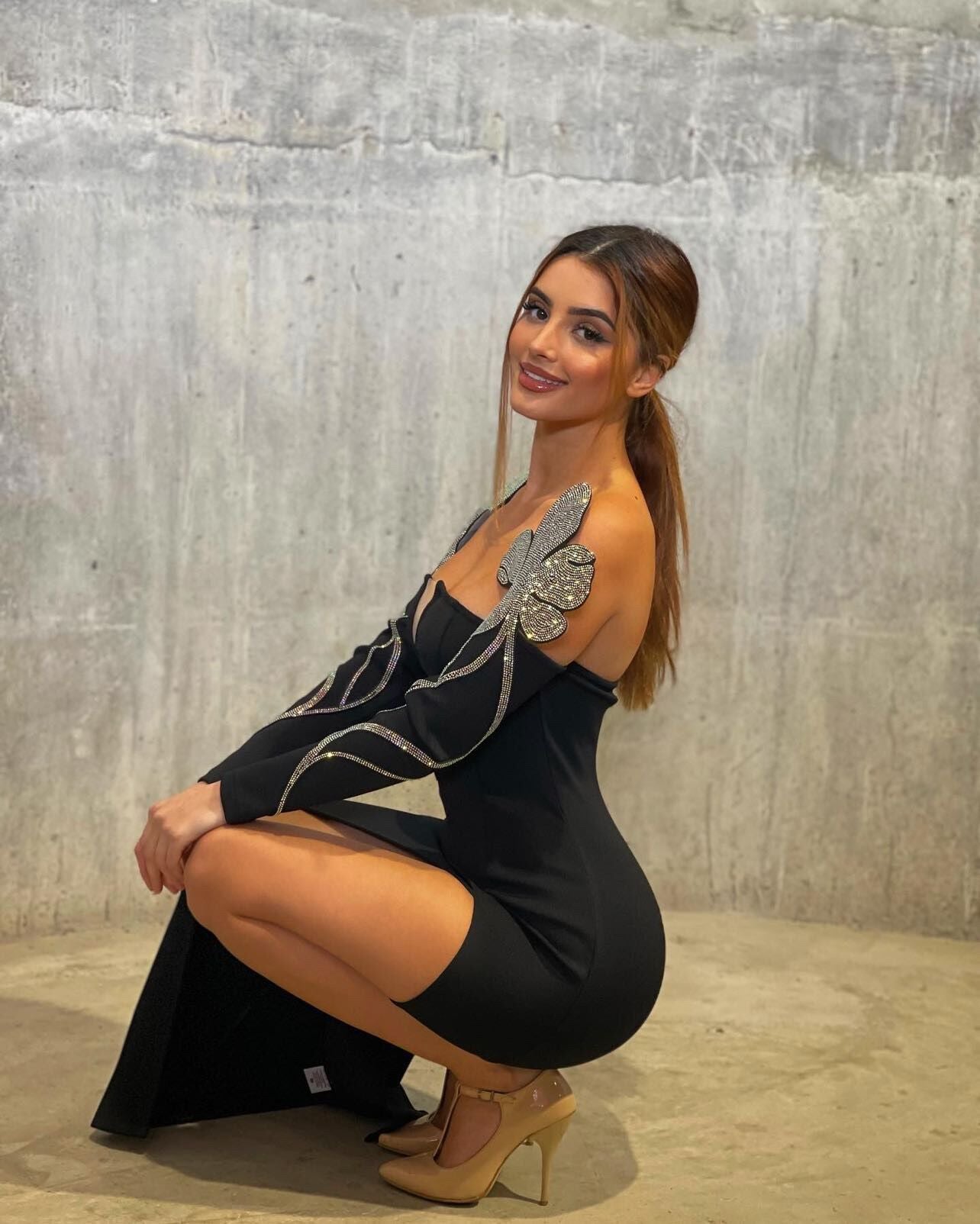 Sheia Off Shoulder Maxi Bandage Dress