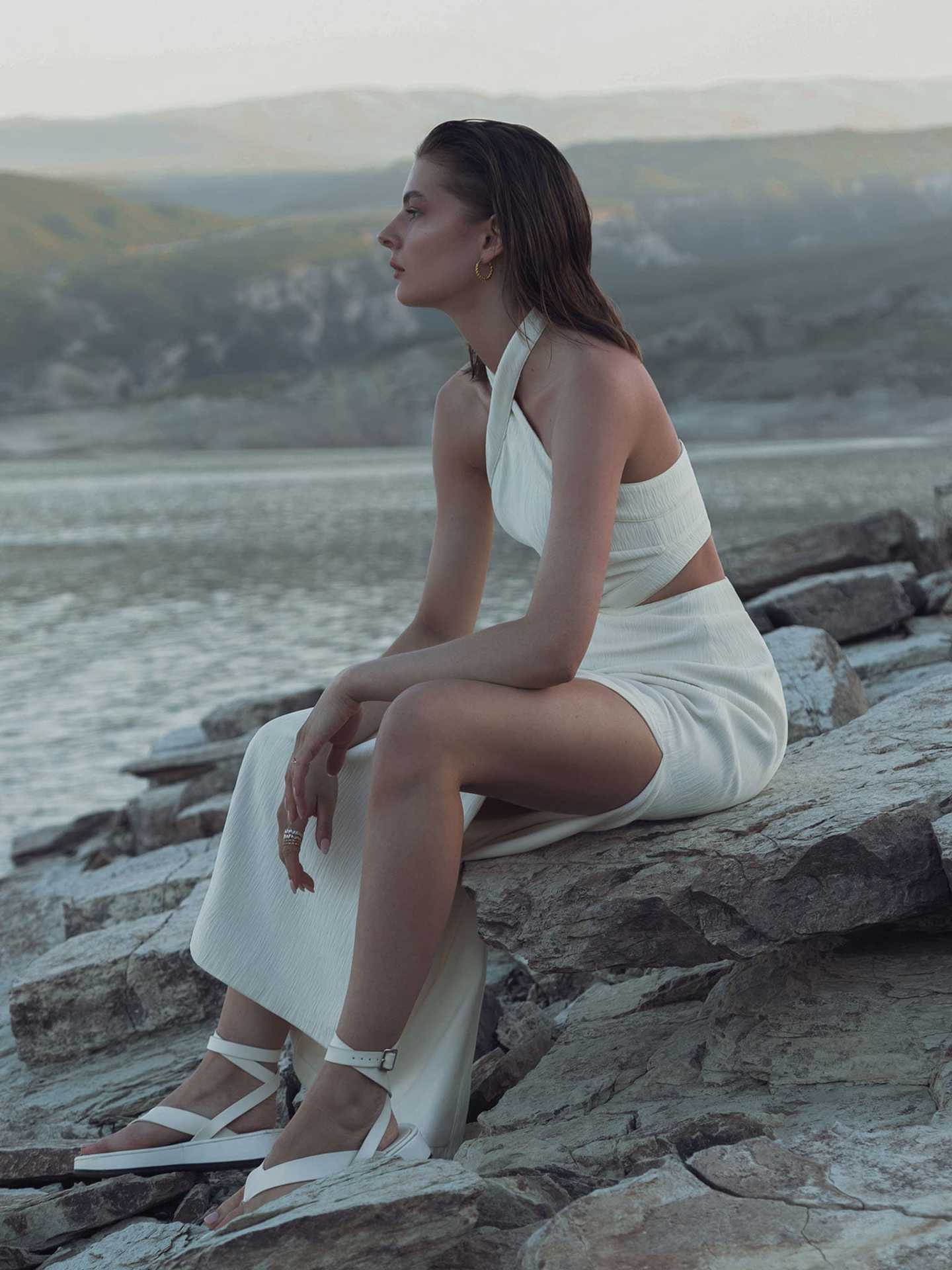 VACATION STYLE SKIN FRIENDLY DRESS