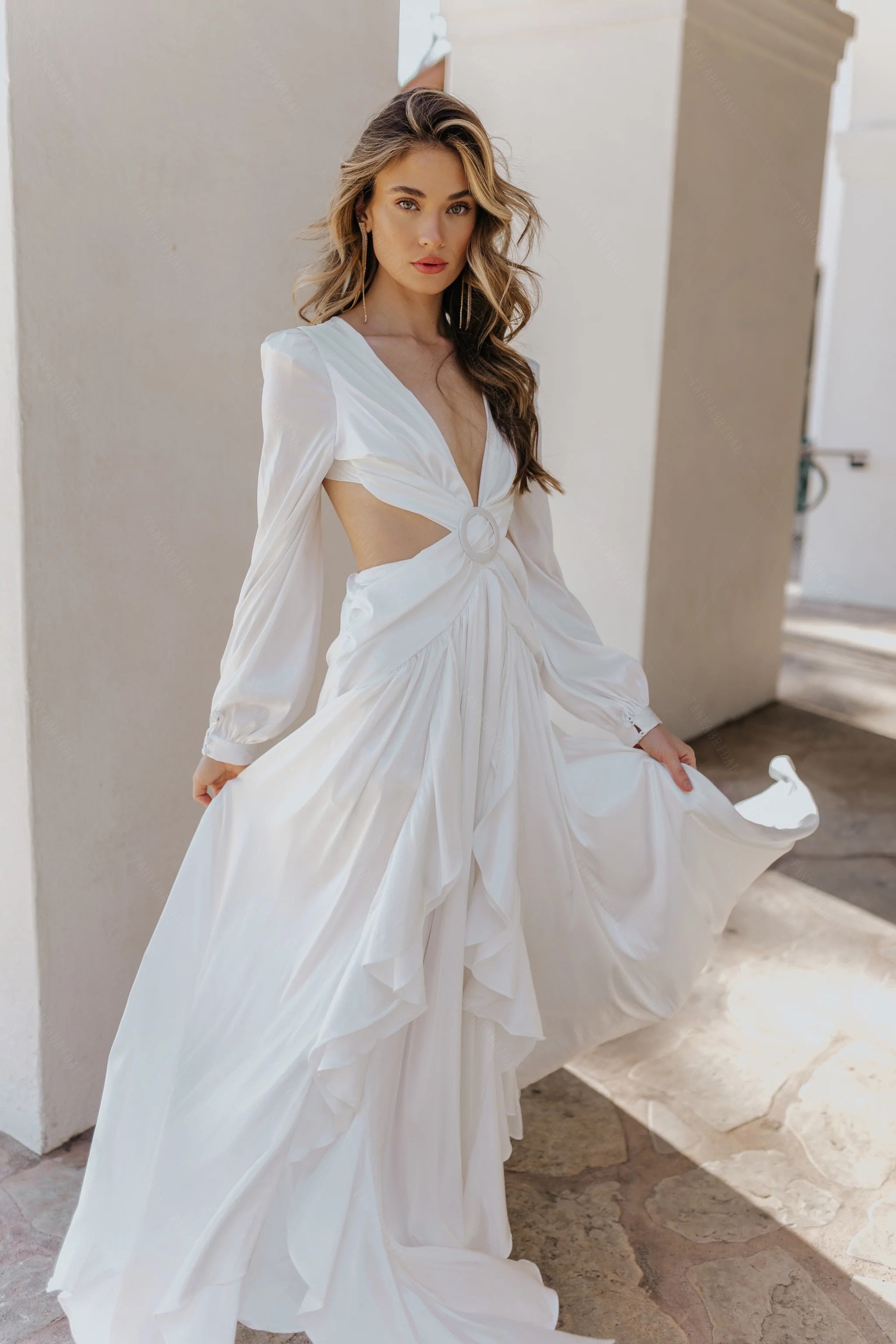 Selly V-Neck Summer Cutout Wedding Dress
