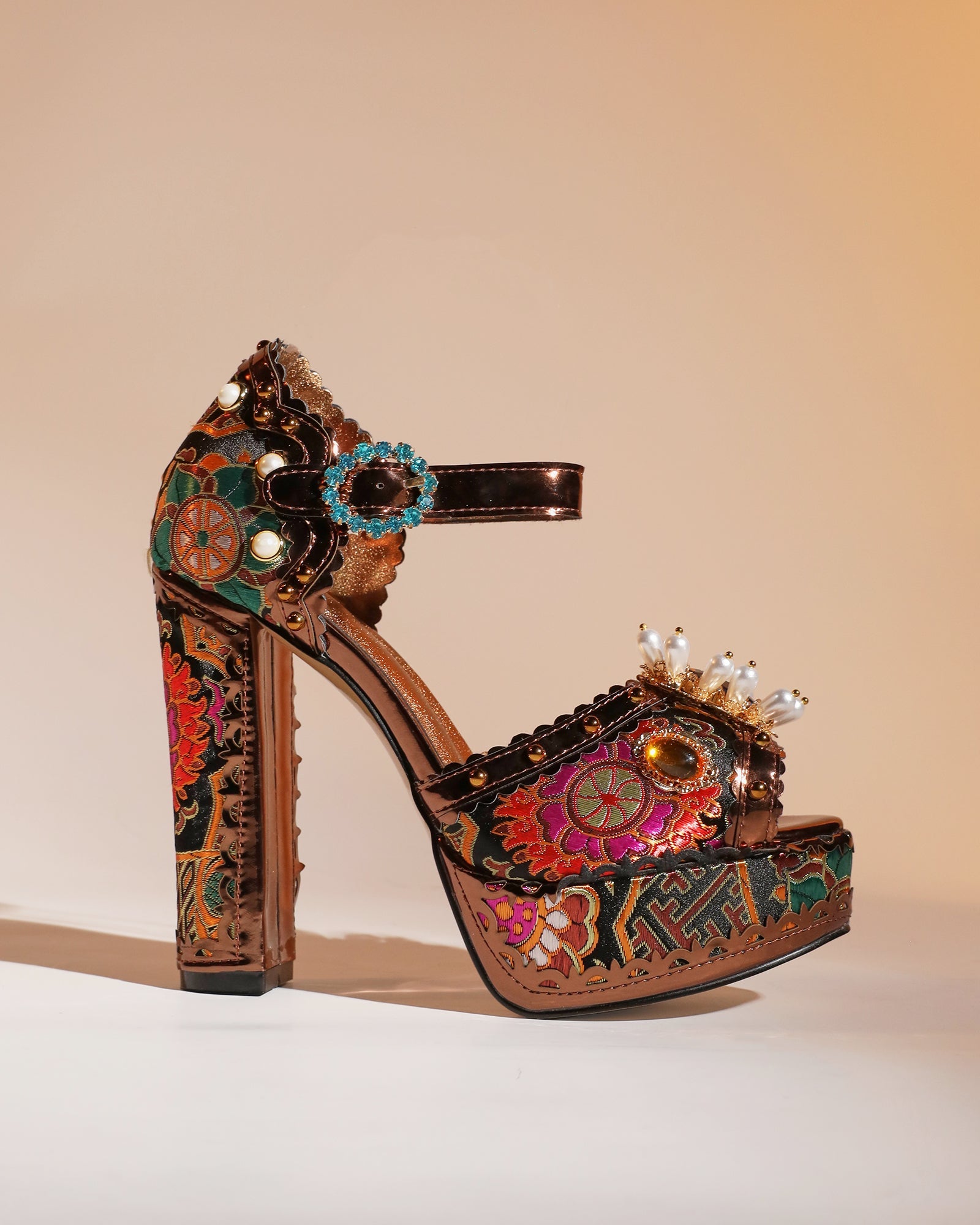 Valeria Pearl Vintage Embroidery Platform Sandals In Brown