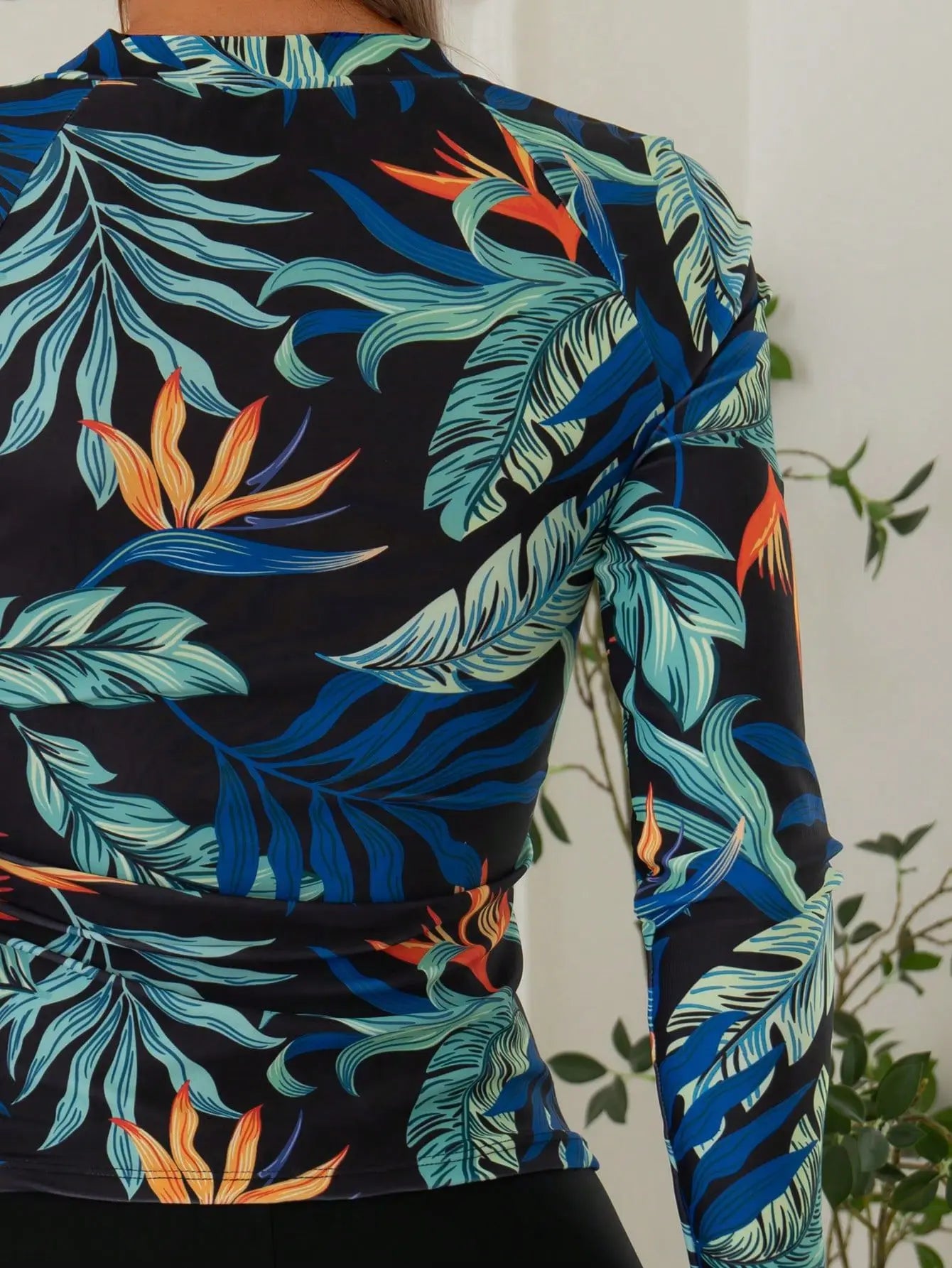Vintage Black Leaves Print Tankini Set