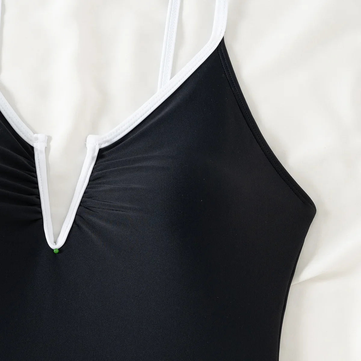 Vintage Black Patchwork Swimwear Deep V Neck Pleate Slim Tummy Control One Piece Swimsuit Beach Bathing Suit Monokini