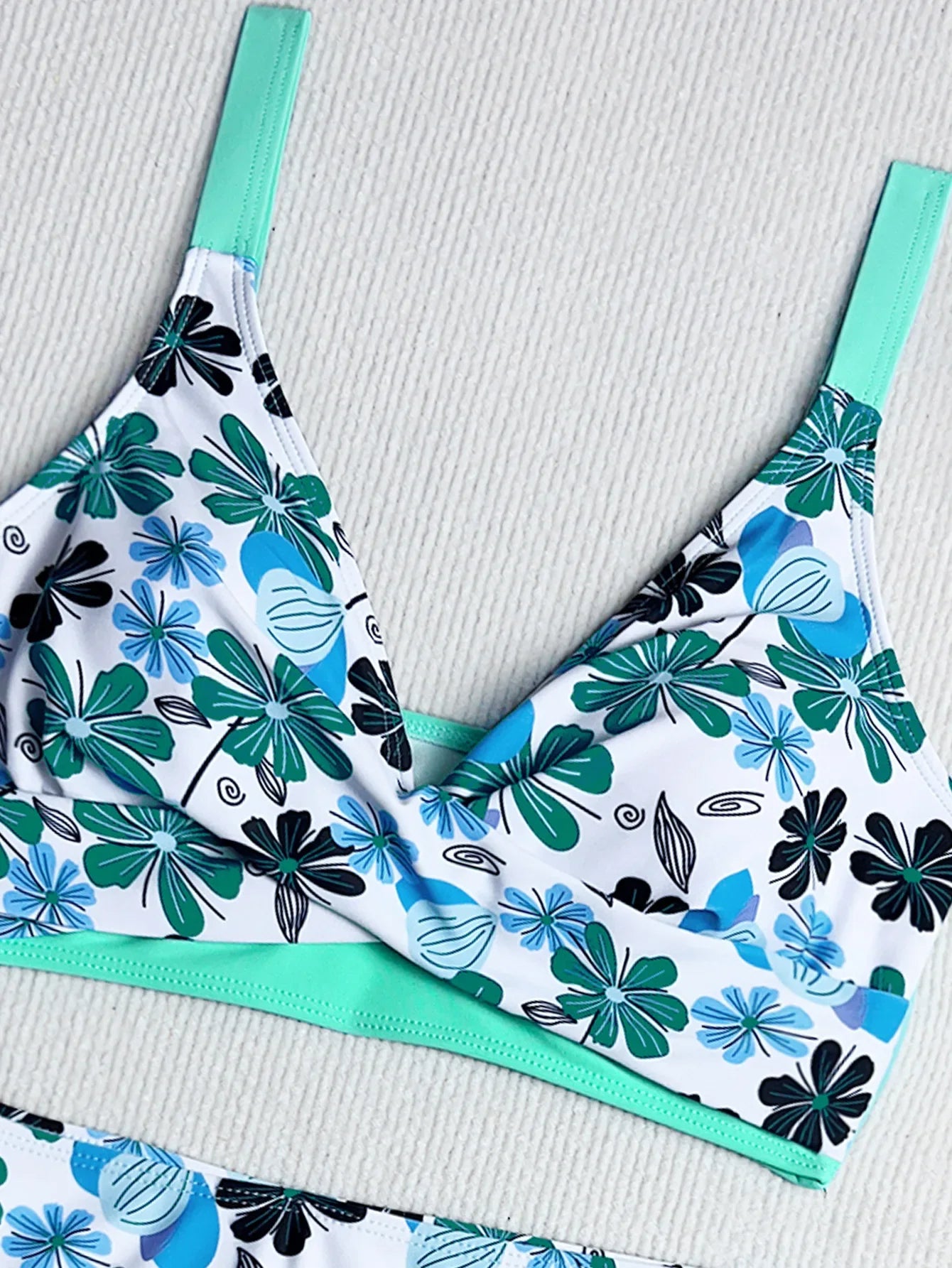 Vintage Floral Print Bikini Set