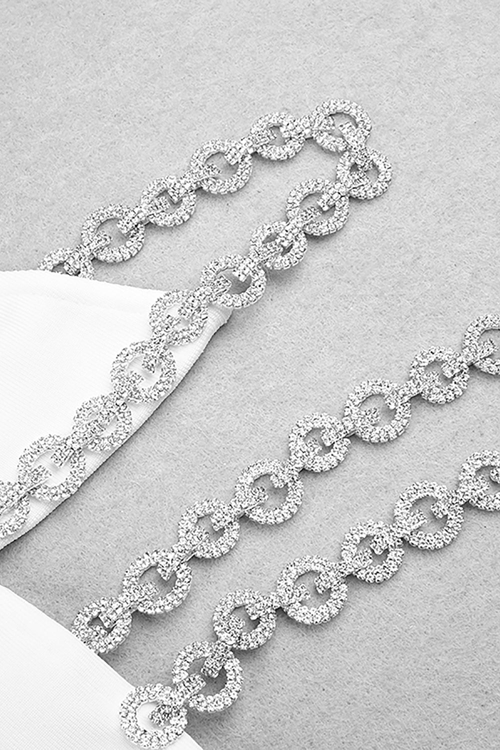 One-Shoulder Long Chain Mini Dress-White