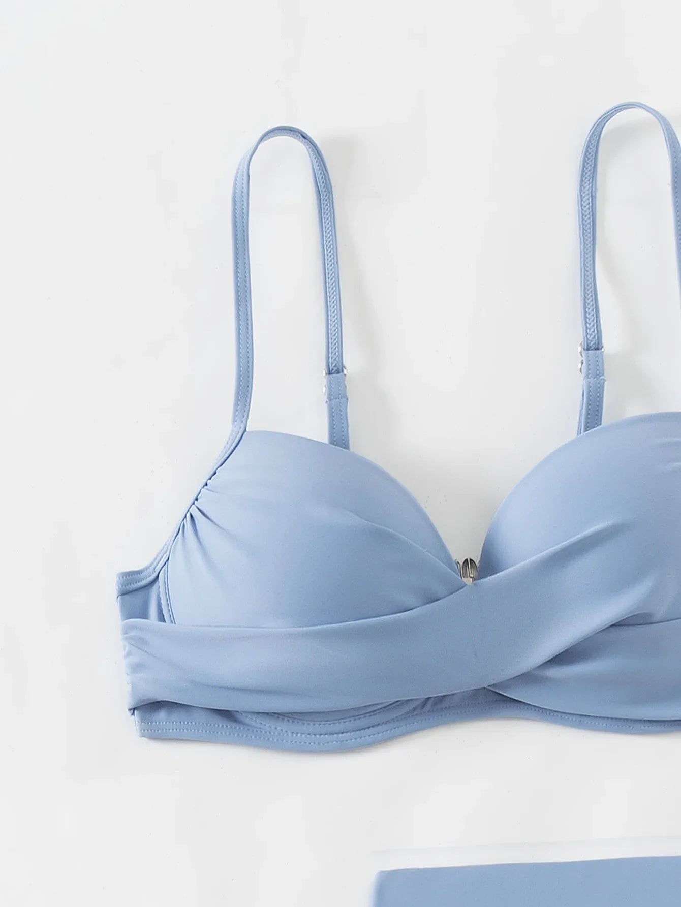 Sky Blue Three Piece Swimsuit Solid Color V-neck Underwire Bikini Set