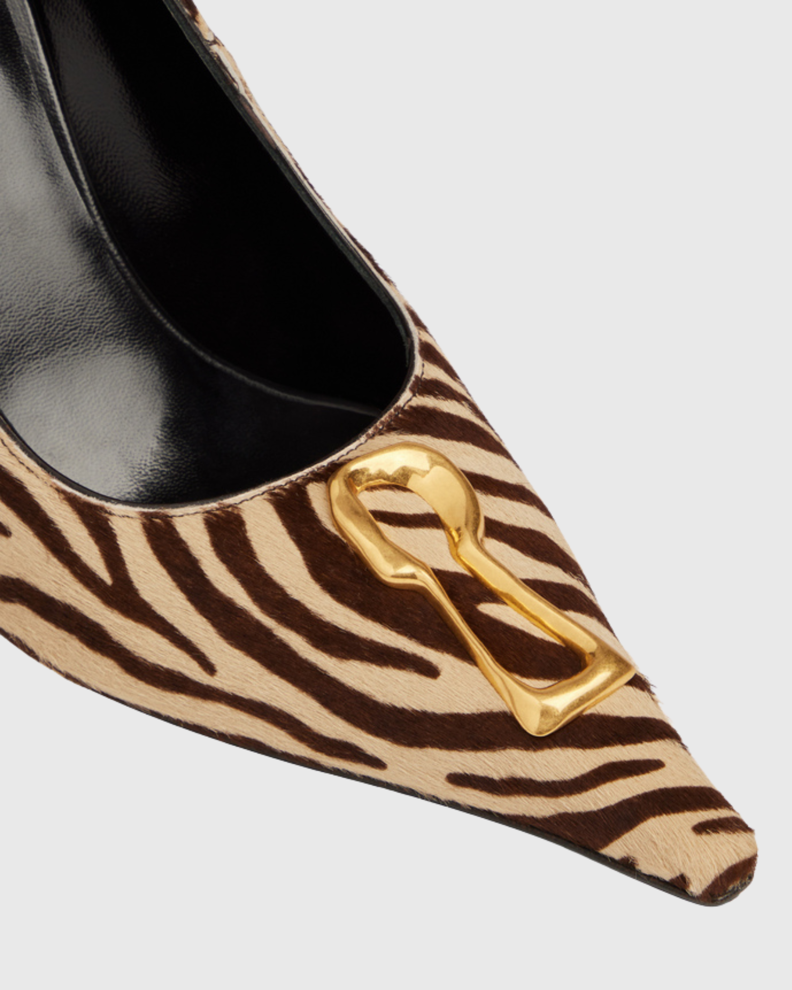 Yadira Metal Keyhole Pumps In Leopard