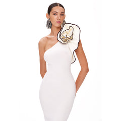 Retha One-shoulder White Flower Black Hook Dress