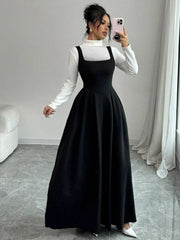 Sleeveless A-Line Maxi Dress with Square Neckline