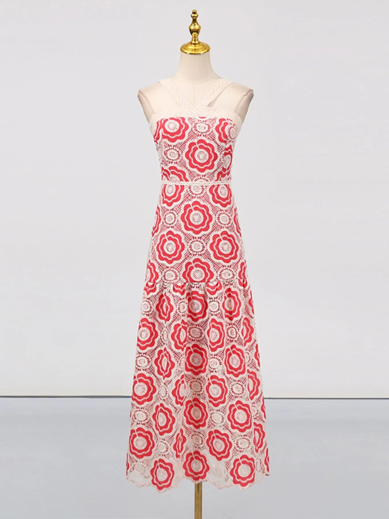 Lace Sleeveless Tiered Midi Dress