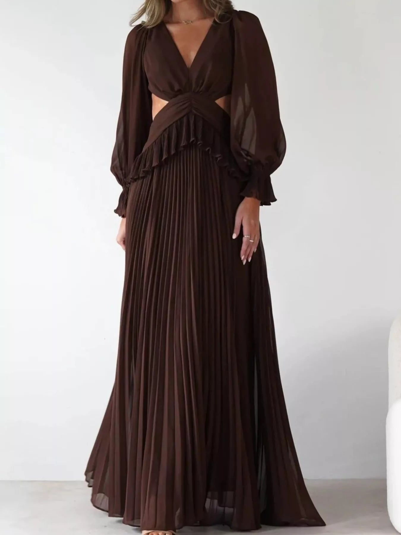 Backless Pleated Long Sleeve Maxi Dress