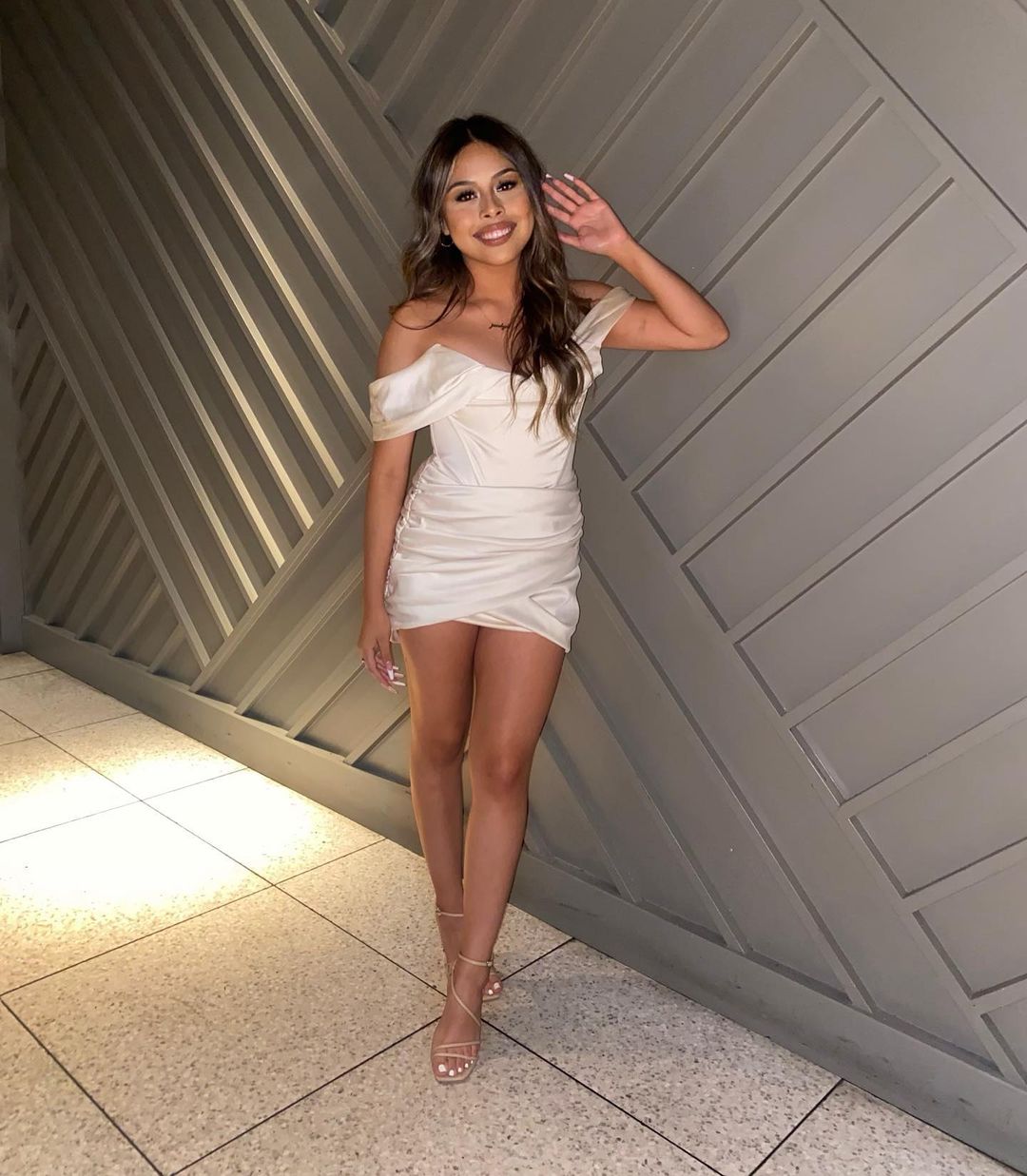 EVVA OFF SHOULDER SATIN MINI DRESS