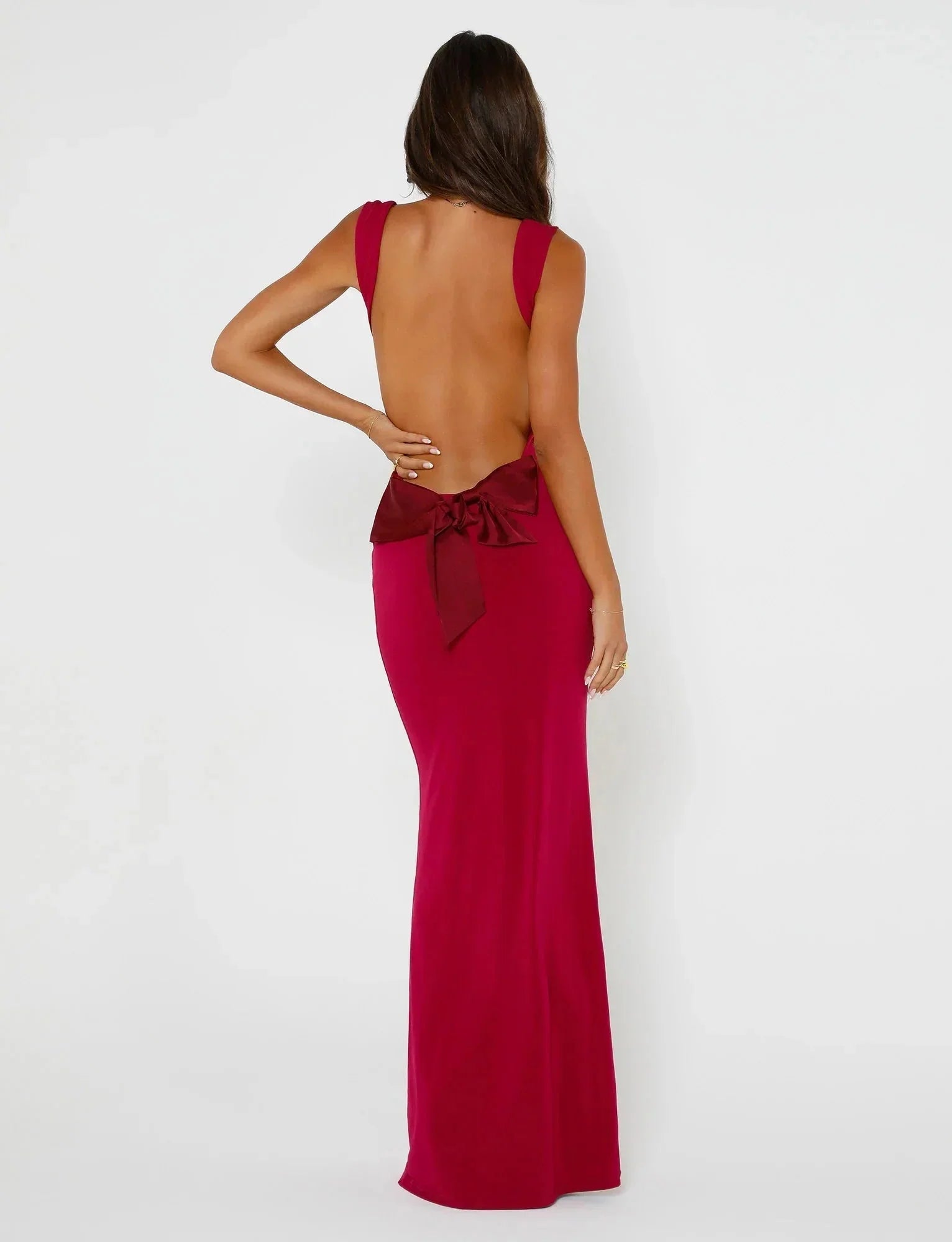 CHIC BACKLESS MAXI DRESS-RED